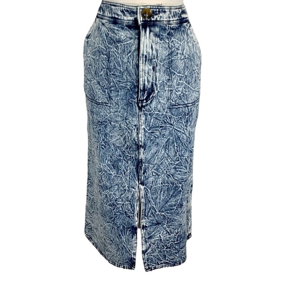 Who What Wear Dresses & Skirts - Who What Wear ACID Wash Denim Pencil Skirt Size 8